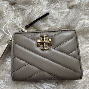 Tory Burch Kira Bi fold small grey gray coin wallet leather new with tags (NWT)